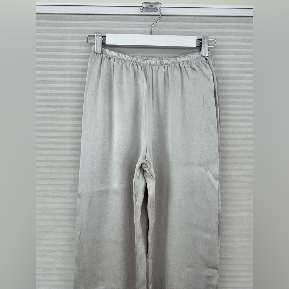 Zara SATIN EFFECT STRAIGHT LEG PANTS SILVER  size XS - Picture 12 of 17